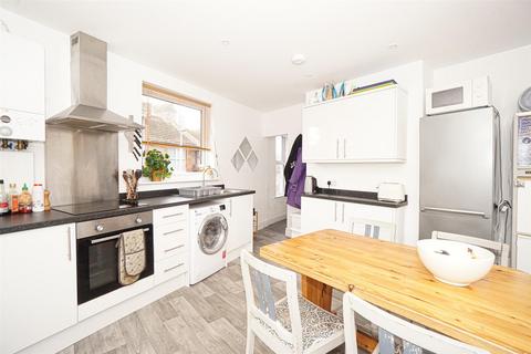 2 bedroom maisonette for sale, Battle Road, St. Leonards-On-Sea