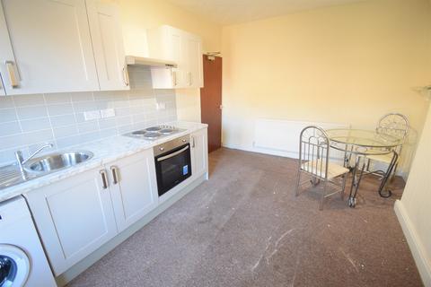 2 bedroom house to rent, Cowbridge Road East, Cardiff