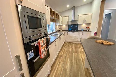 2 bedroom lodge for sale, The Lakes Rookley Holiday Resort Sunseeker Sensation, Ventnor PO38