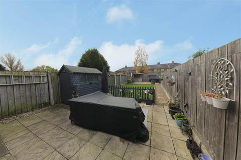 43 Bentley Grove, Hull, HU6 8NR