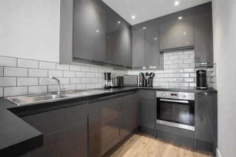 2 bedroom apartment for sale, Gordon Road, Peckham, SE15