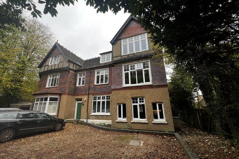 1 bedroom flat to rent, Stanstead Road, Caterham CR3