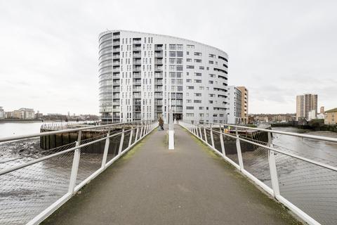 3 bedroom duplex to rent, New Capital Quay, London SE10