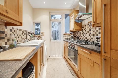 4 bedroom terraced house for sale, Aviemore Way, Beckenham