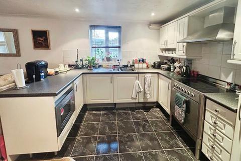 2 bedroom flat for sale, Ellesmere Lodge, 28 Ellesmere Road, Monton, M30