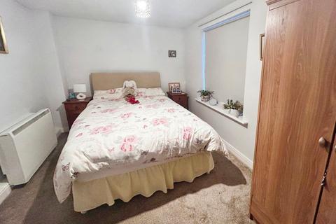 2 bedroom flat for sale, Ellesmere Lodge, 28 Ellesmere Road, Monton, M30