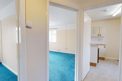 1 bedroom property to rent, Charing Crescent, Westgate-On-Sea, CT8