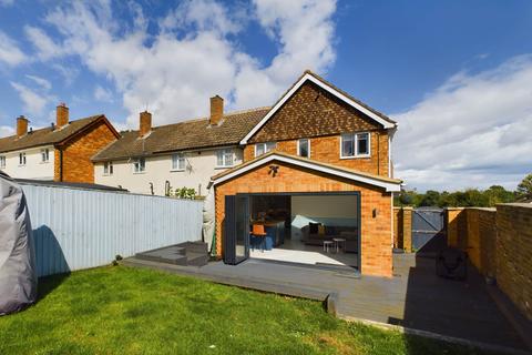 3 bedroom end of terrace house for sale, Hasedines Road, Hemel Hempstead