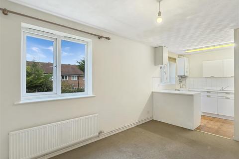 1 bedroom flat for sale, Loris Court, Cherry Hinton CB1