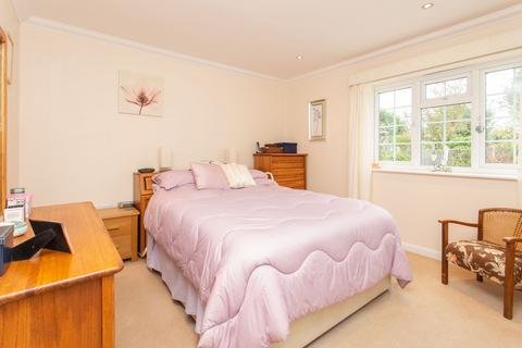 3 bedroom detached house for sale, Osborne Gardens, Herne Bay, CT6