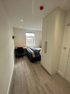1 bedroom in a house share to rent, New Lane, Eccles, M30 7JW