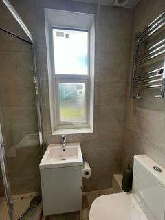 1 bedroom in a house share to rent, New Lane, Eccles, M30 7JW