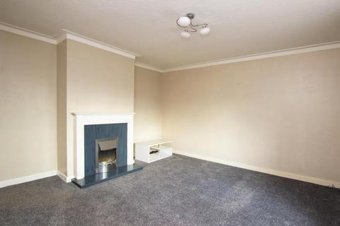 2 bedroom end of terrace house to rent, Duddon Avenue, Darwen