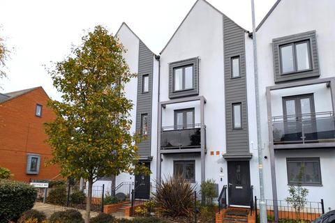 37 Birchfield Way, Telford, TF3 5HN