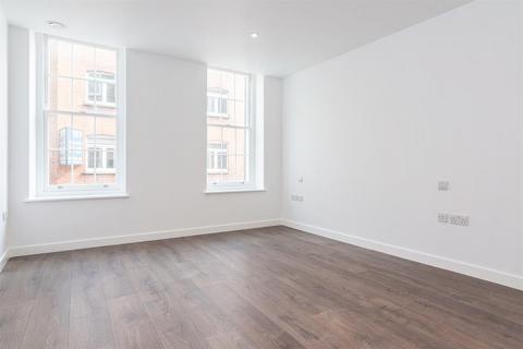 2 bedroom apartment to rent, Britton Street, London, EC1M