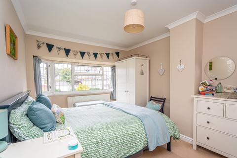 17 Brooklands Road, Albrighton, Wolverhampton, WV7 3DW