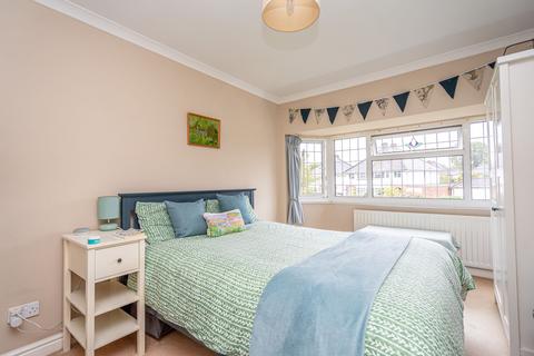 17 Brooklands Road, Albrighton, Wolverhampton, WV7 3DW