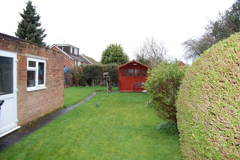 6 Meadow Road, Albrighton, Wolverhampton, WV7 3DZ