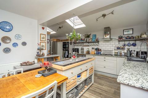 9 Grange Park, Albrighton, Wolverhampton, WV7 3EN