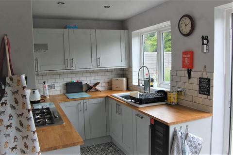 5 bedroom semi-detached house for sale, Station Road, Wolverhampton WV7