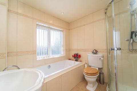 Meadowcroft, 34 Meadow Road, Albrighton, Wolverhampton, WV7 3DZ