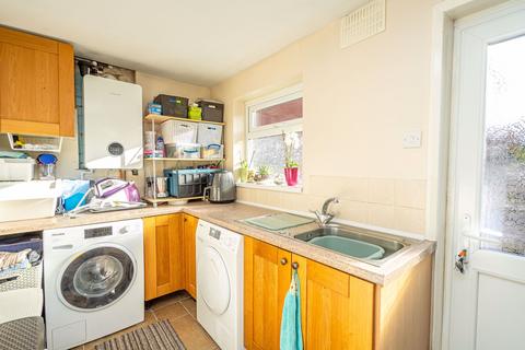 19 Charles Avenue, Albrighton, Wolverhampton, WV7 3LQ
