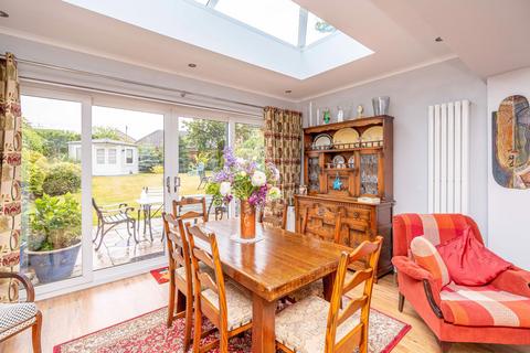 41 Church Road, Albrighton, Wolverhampton, WV7 3LH