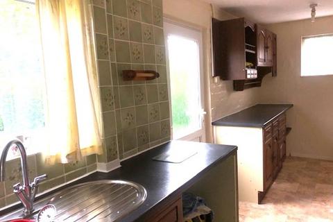 24 Church Road, Albrighton, Wolverhampton, WV7 3LJ
