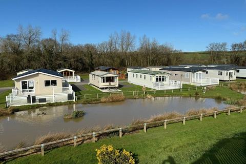 2 bedroom lodge for sale, Hedley Wood Holiday Park