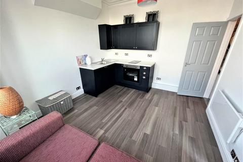 Studio to rent, Bath Road , Arno's Vale, Bristol