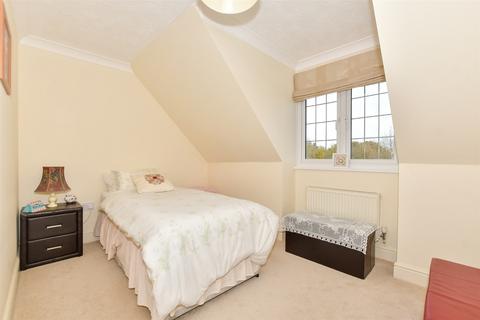 4 bedroom detached house for sale, Tenterden Road, Biddenden, Kent