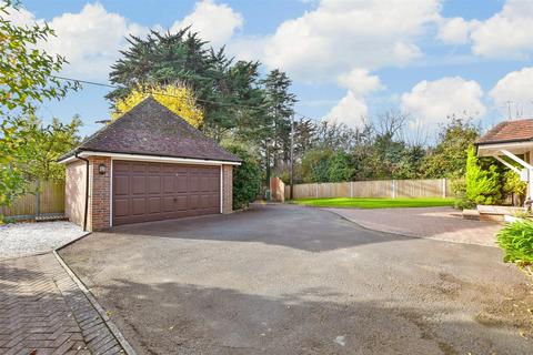 4 bedroom detached house for sale, Tenterden Road, Biddenden, Kent