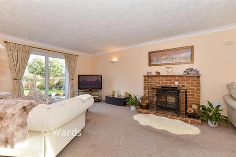 4 bedroom detached house for sale, Tenterden Road, Biddenden, Kent