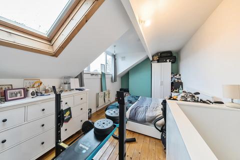 4 Graham View, Leeds, LS4 2NB