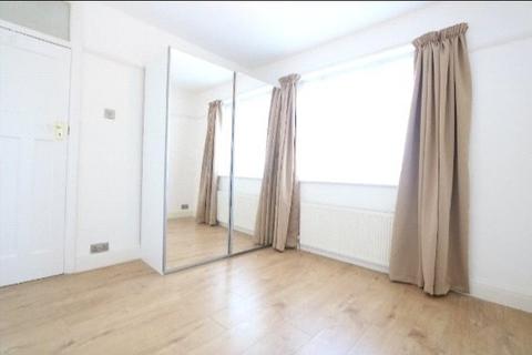 3 bedroom terraced house to rent, Sidmouth Drive, Ruislip, Middlesex, HA4