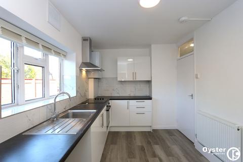 2 bedroom apartment to rent, Great Cambridge Road, London, N9