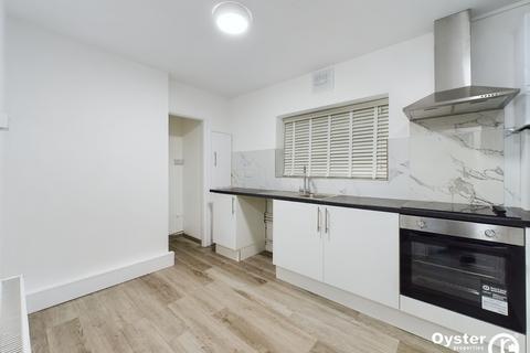 2 bedroom apartment to rent, Great Cambridge Road, London, N9