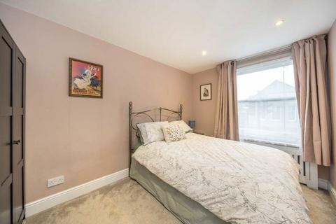 2 bedroom flat for sale, West Hill, London SW18