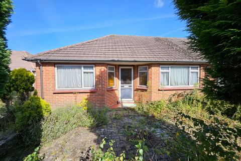 2 bedroom semi-detached bungalow for sale, West End, Southampton