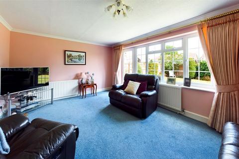 4 bedroom detached house for sale, Ingelrica Avenue, Hatfield Peverel, Chelmsford, Essex, CM3