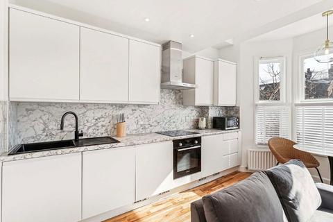 1 bedroom flat to rent, Rudloe Road, London SW12