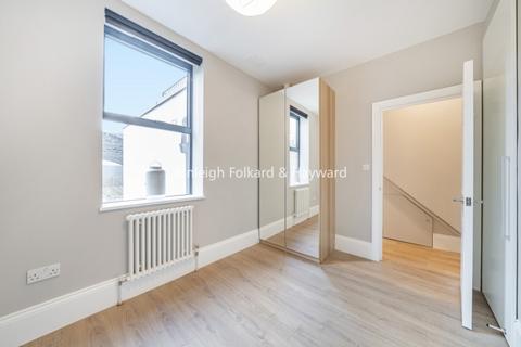 2 bedroom apartment to rent, Flaxman Road London SE5