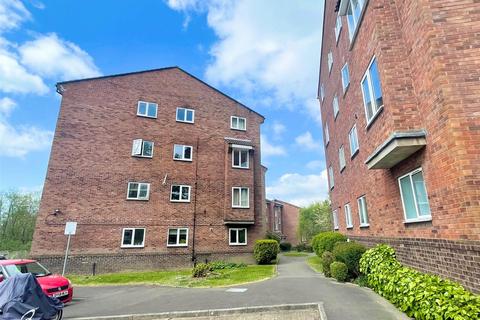 2 bedroom apartment to rent, St Leonards Park, East Grinstead, West Sussex, RH19