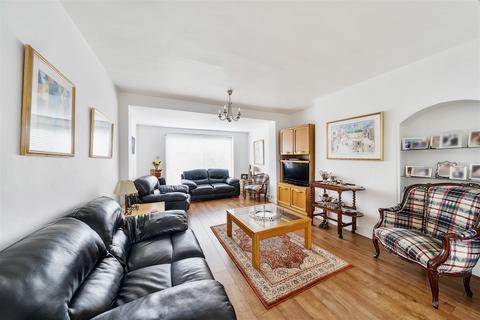 3 bedroom semi-detached house for sale, Broadhurst Avenue, Edgware