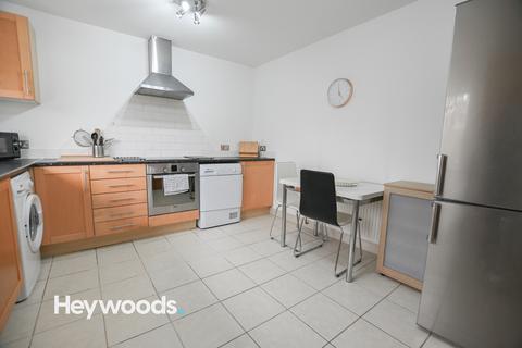 2 bedroom apartment for sale, Lowndes Close, Penkhull, Stoke-on-Trent, Staffordshire