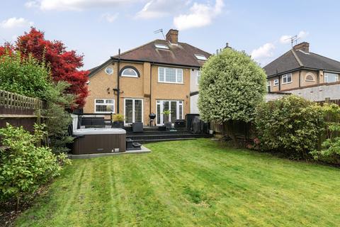 5 bedroom semi-detached house for sale, Oaklands Avenue, Watford, Hertfordshire