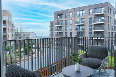 2 bedroom flat for sale, Plot 99 - Ridgeway Views - 25% at Ridgeway Views, The Ridgeway, Mill Hill, London NW7