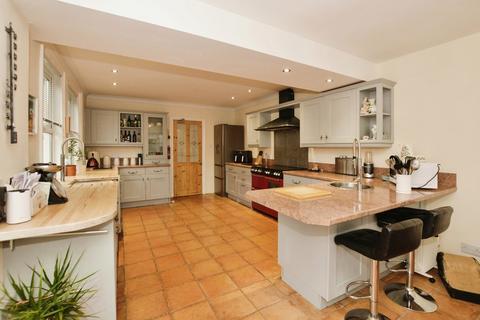 6 bedroom semi-detached house for sale, West Cliff Road, Broadstairs CT10