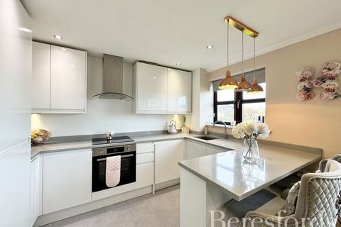 1 bedroom apartment for sale, Ferro Road, Rainham, RM13