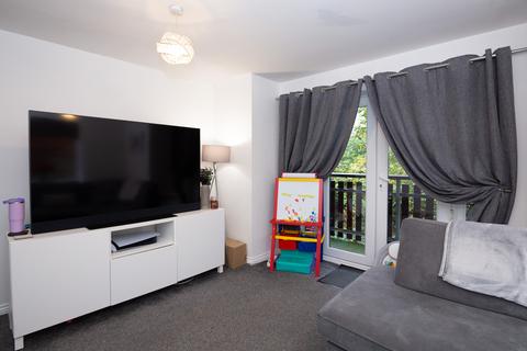 2 bedroom flat for sale, Canalside, Radcliffe M26